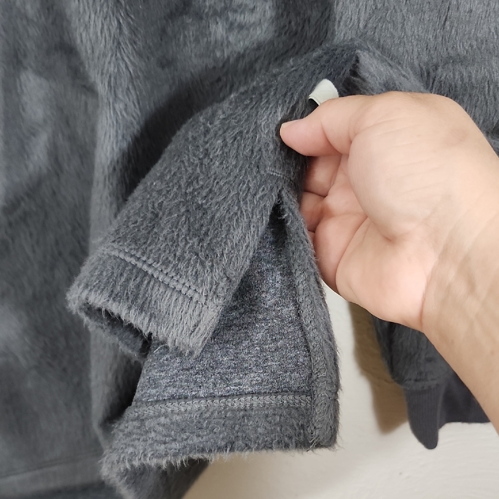 Urban Outfitters Standard Cloth Dark Gray Fleece Zip-Up Sweater Size M - Picture 2 of 8